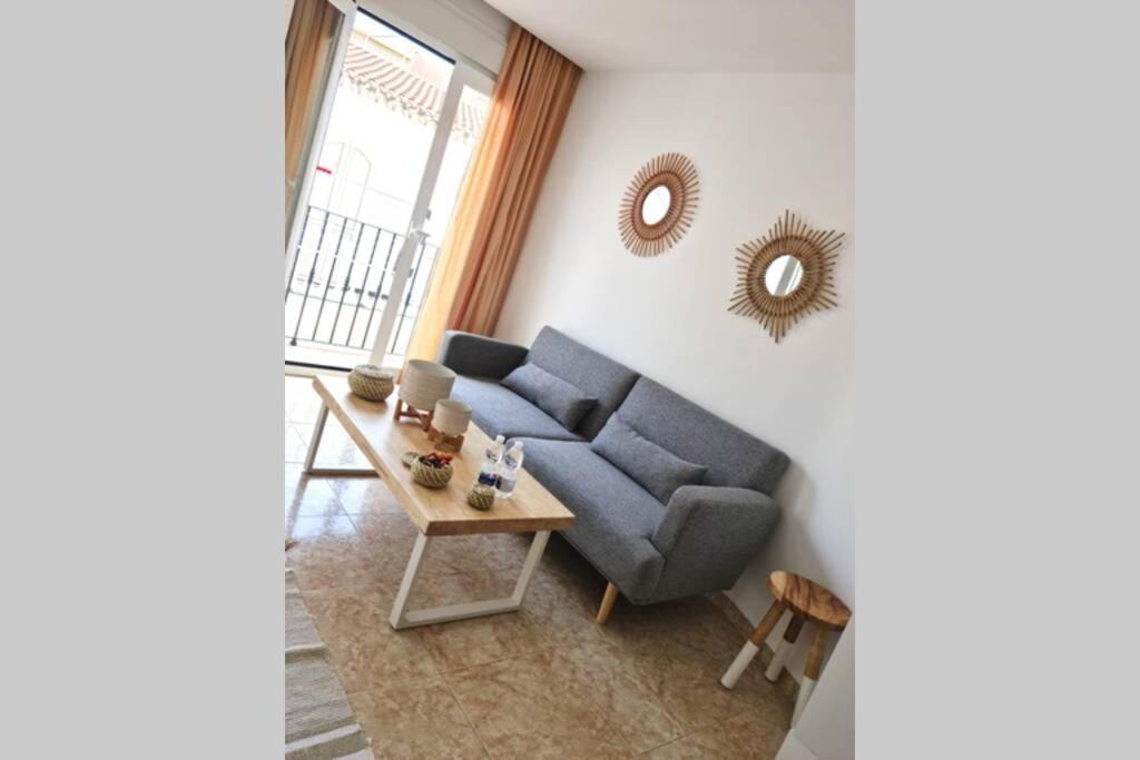 Calmahouse Carihuela Apartment Торемолинос Екстериор снимка