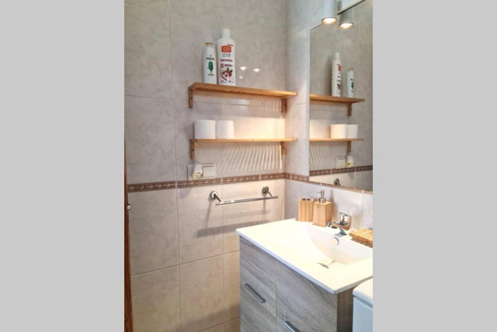 Calmahouse Carihuela Apartment Торемолинос Екстериор снимка
